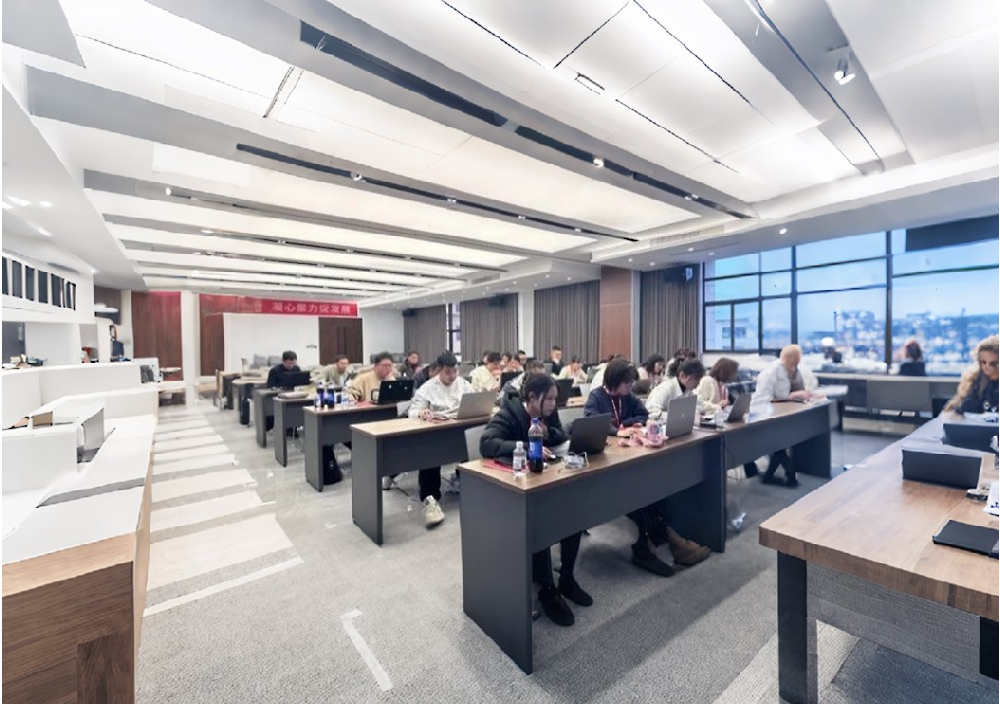 工业“一马当先”引领发展“创优争先”